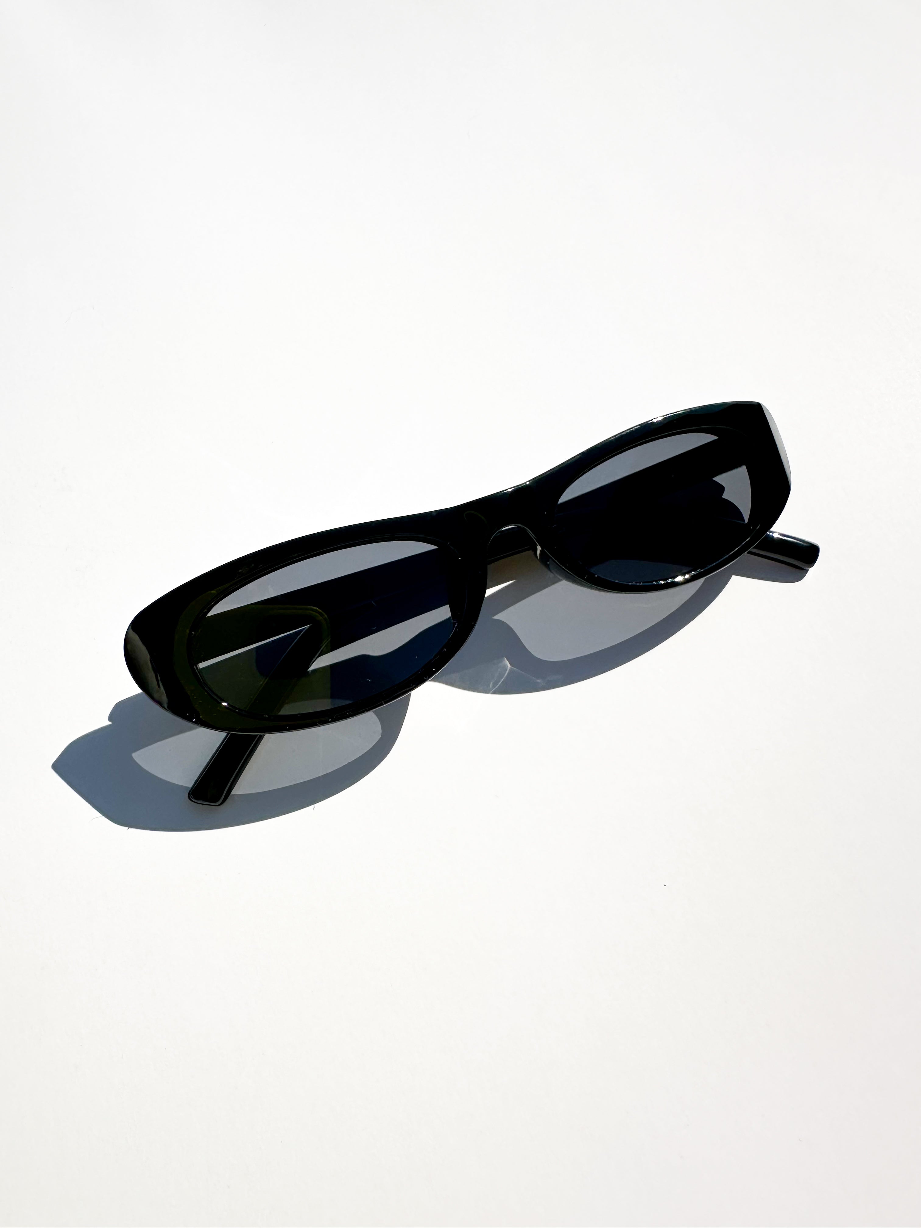 Fitish Black Sunglasses